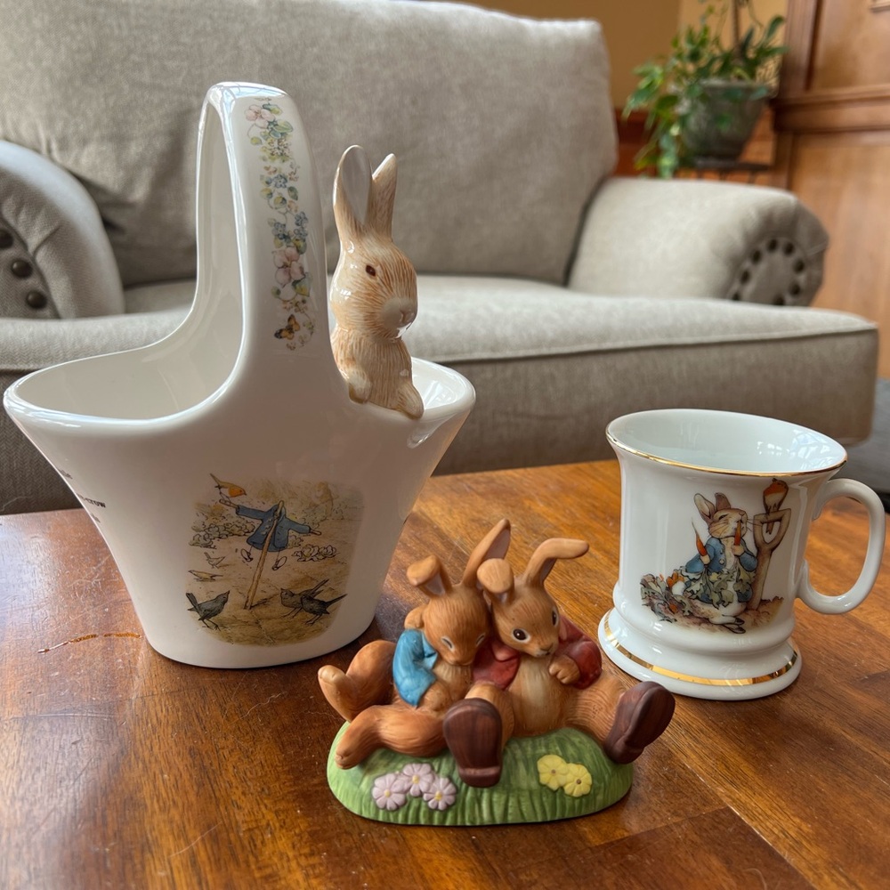 Beatrix Potter Peter Rabbit Benjamin Bunny lot figurines, coffee cup vase basket